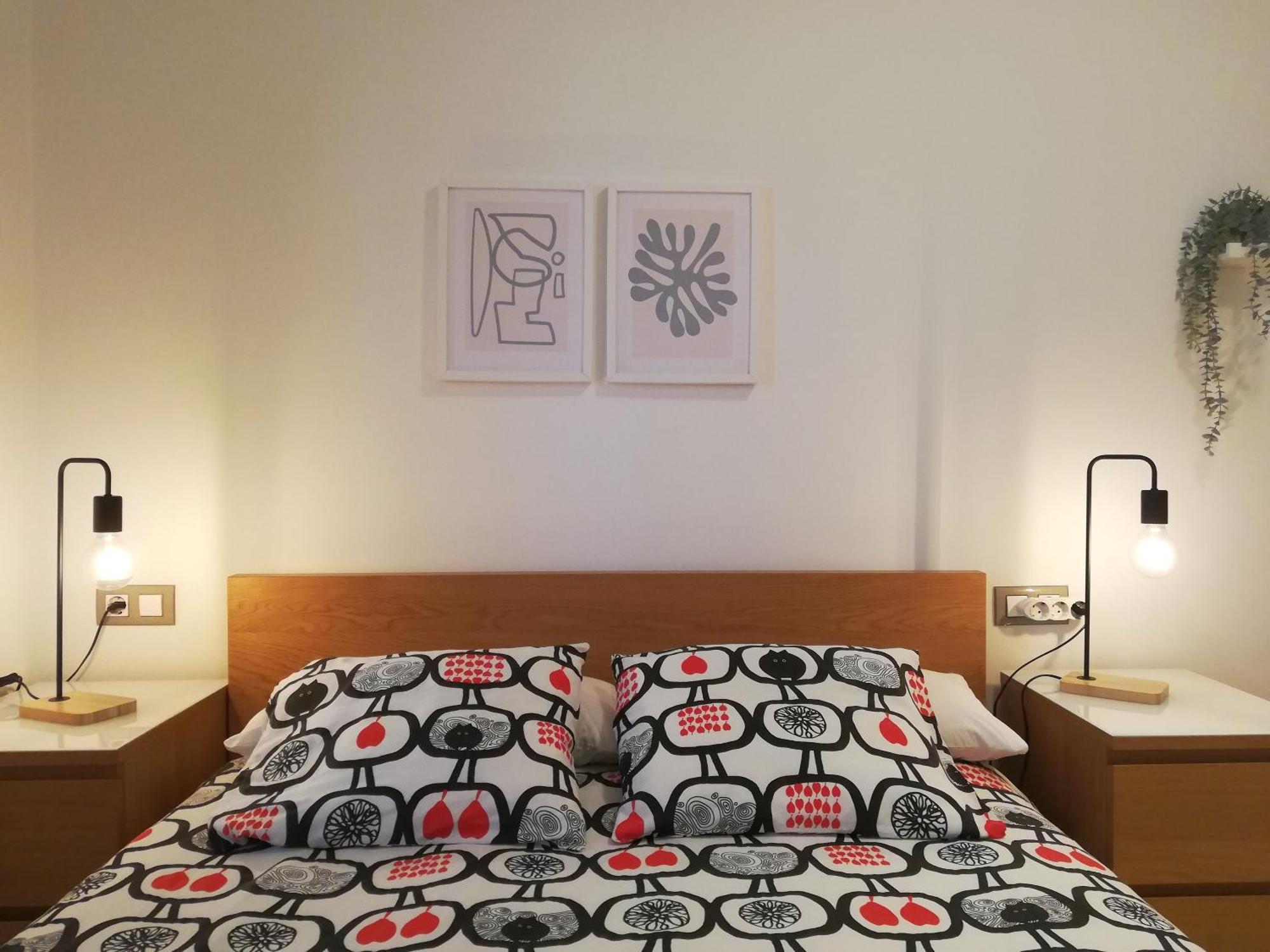 Surf And Art Apartment Parking Gratuito Oviedo Dış mekan fotoğraf